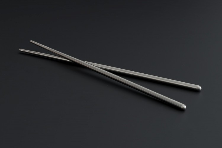 Essstäbchen aus Edelstahl Essstäbchen aus Edelstahl
